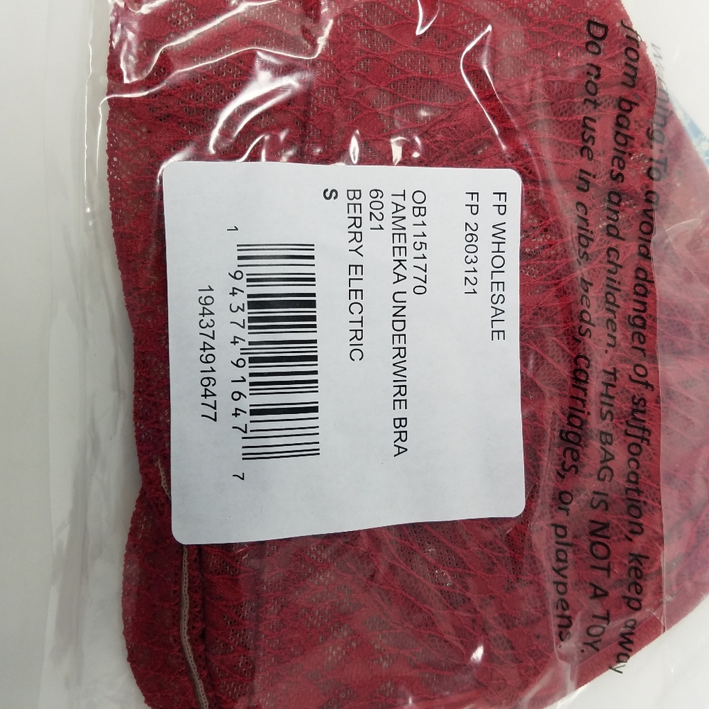 Free People Tameeka Underwire Red Berry Lace Bra - Picture 7 of 7